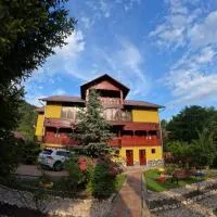 Casa Drumetului, hotel u gradu Komarnik