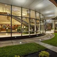 エンバシー スイーツ バッファロー（Embassy Suites Buffalo）、バッファローのホテル