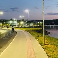 Quarto em um paraíso próximo aeroporto Confins, hotel v destinácii Lagoa Santa