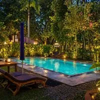 Aaria Beach Resort and Spa, hotelli kohteessa Mararikulam