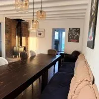 Maison 15 pers, 10 min du Mont St Michel – hotel w mieście Pontorson
