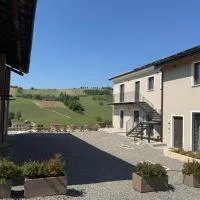 NessunConfine Casa Sara, hotel sa Santa Giuletta