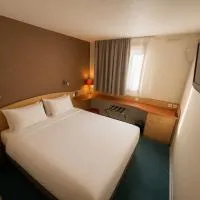 Kyriad Montpellier Aéroport - Parc Expo, хотел в Могио