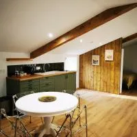 Gîte Calme - Vue sur Garonne - Parking privé, hotel a Baurech