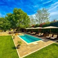 Rooms and Apartments IstraSoley، فندق في بال