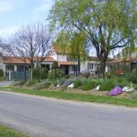 Chambres d'Hôtes Vignes et Loire, hotell sihtkohas Drain