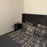 City Apartment, viešbutis mieste Litherland