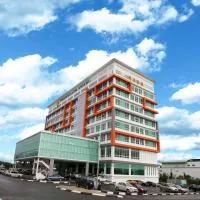 Promenade Hotel Bintulu، فندق في بينتولو