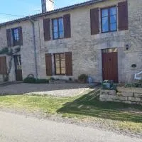 The Old Forge, hotel u gradu 'La Ressière'