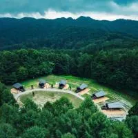 Earthboat Hakuba, hotel din Hakuba