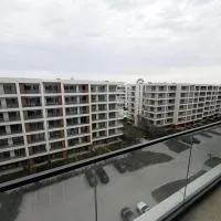 Sea Breeze Resort - Beach & Pool - Cozy Apartment,巴庫的飯店
