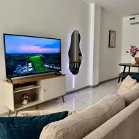 Exclusivo Departamento en vía a la costa, 2 Hab, Parqueo Privado, hotel di Guayaquil