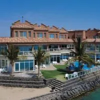 فلل كوڤا بيتش - للعائلات فقط – hotel w mieście Durat Alarous