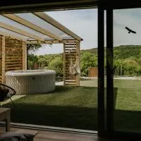 WOWCABIN - Lovas, hotel u gradu Lovas