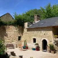 Maison Troglodyte La Hulotte - Charme et tranquillité, hotel em Denezé-sous-Doué