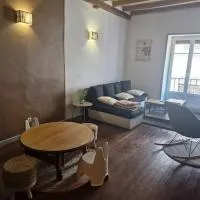 Gîte familial avec billard Américain proche Beaune, hotel u gradu Nolay