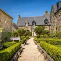 Manoir Des Douets Fleuris, hotel em Cancale