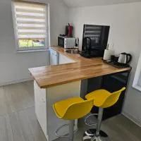 Studio M、Năsăudのホテル