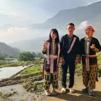 PhinFamilyHomestay, hotelli kohteessa Tả Van