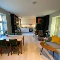 Quiet garden home near city center and mountains, hotel a Bergen