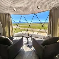 Chief Mountain Cabins, hotelli kohteessa Carway