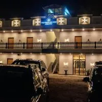 The Whistling Pine Homestay With Natural Swimming Pool, hotel em Lansdowne