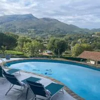 Guest house Maison Iratzean, hotel en Ascain