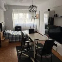 Quarto de Casal Acolhedor, hotel i Laranjeiro