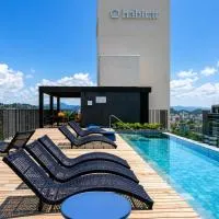 NOVO Loft 910 - 200m Oktoberfest - Rooftop Pisc, хотел в Блуменау