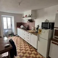Maison de village Ispagnac, Gorges du Tarn, hotel in Ispagnac