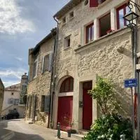 Petit cocon à 10min d'Avignon, hotel en Pujaut