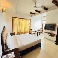 METRO Hotel I 966o9o1oo6 just 500mtr From shreenathji temple By SK، فندق في ناتديفارا