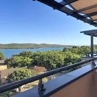 APPT T3 terrasse dans résidence bord de mer avec piscine, hotel em Pianottoli-Caldarello