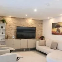 Borderless Residence Haus für 12 , Terasse und Spiele, hótel í Rheinfelden