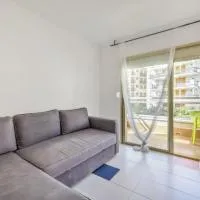 Resguardo en la playa, hotel u gradu Kalafelj