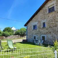 Gîte cosy avec jardin privé près du canyon de Bozouls, hotel a Bozouls