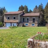 Maison au coeur de la Nature, хотел в Raucoules