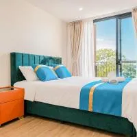 Auburn Studio, Entire Studio with Ensuite toilet and kitchen, hotel in Sydney