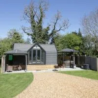 Acorn Lodge At Bridge Lake Farm & Fishery, hotel en Banbury
