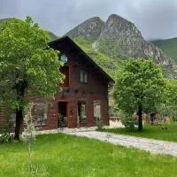 Bujtina Alpine Vanat, hotel 