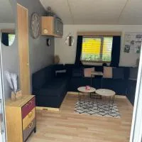 Camping paradis, hotel u gradu Clohars-Carnoët