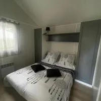 Chalet cosy, hotel en Lissac-sur-Couze