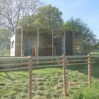 Caravan met een prachtig uitzicht, hotel sa Bujaleuf