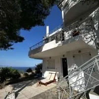 Mikro Amoni Beach Villa, hotel v mestu Pefkali
