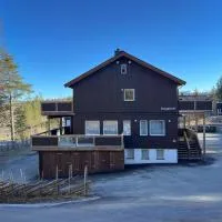 Haugetuft Apartments, hotel v mestu Åmot