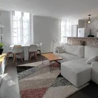 Appartement T3 de Charme au Cœur de Provence, hotel v destinácii Salernes