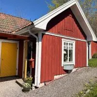 Apartment in a rural location, breakfast included!, Hotel in Tenhult