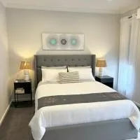 Cozy room with an Ensuite, hotelli kohteessa Clyde North
