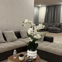 Luxury A2 Chalet COMO, hotel sa Al Khiran