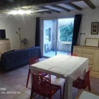 Gîte à la ferme, hotel u gradu La Genétouze